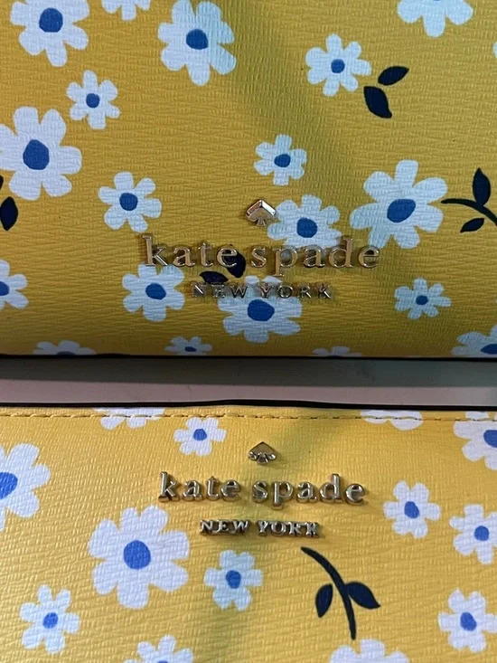 Kate Spade Darcy bucket bag and wallet
Yellow floral - Picture 4 of 10